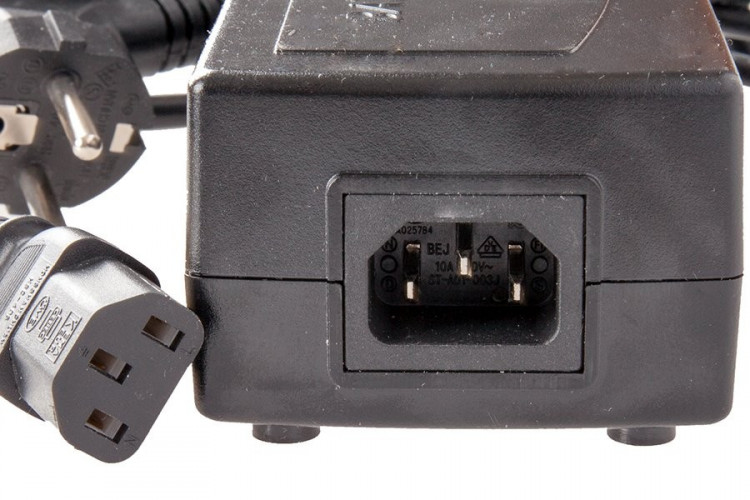 Зарядное устройство штырь 36V LEISGER/VOLT/TOTEM/Кардан в Екатеринбурге