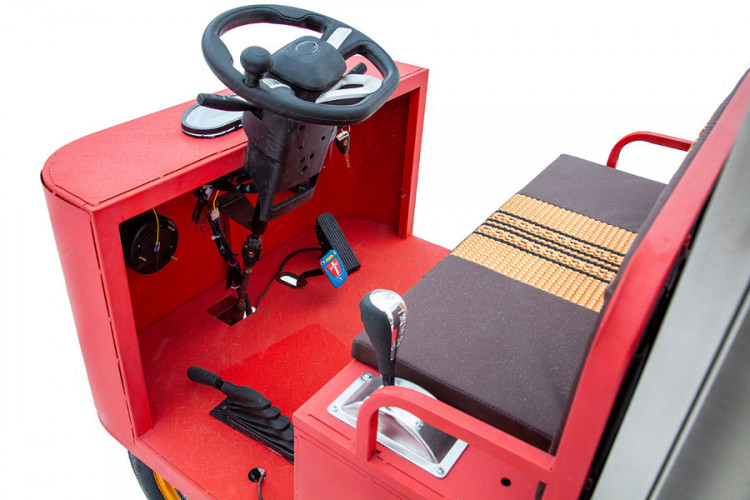 Грузовая электрическая тележка RuTrike КАРА КУНГ в Екатеринбурге