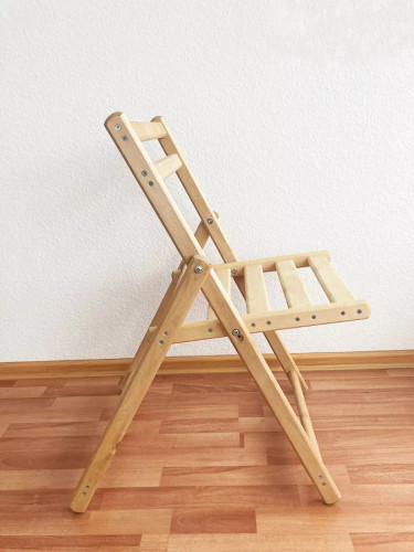 Стул складной деревянный в Екатеринбурге