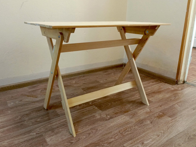 Стол складной деревянный в Екатеринбурге