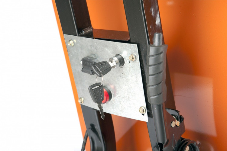 Тележка самоходная RuTrike «Ковш» СТК 500 48V900W в Екатеринбурге