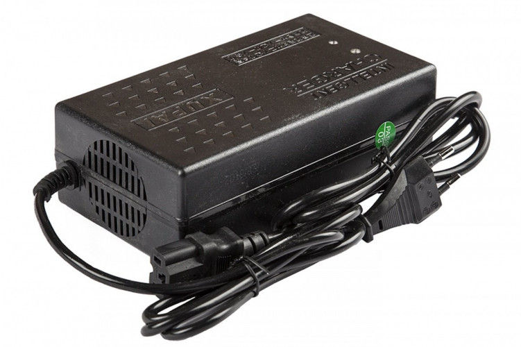 Зарядное устройство RuTrike для аккумуляторов 60V32A/H (4A) в Екатеринбурге