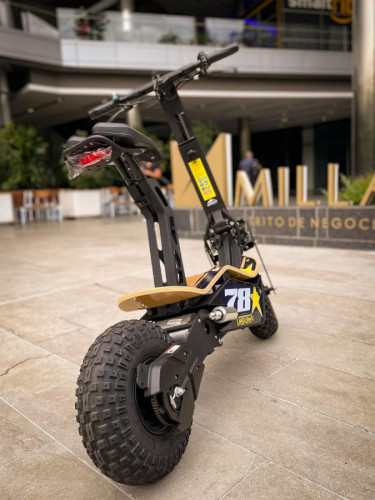 Электросамокат VeloCifero MAD 2000W в Екатеринбурге